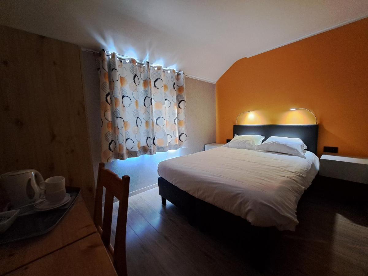 Chanteloup, Maison D'Hotes - Halleux Halleux  Zewnętrze zdjęcie